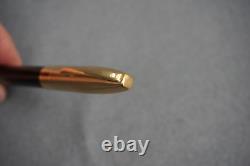 VTG SHEAFFER LEGACY 1 Fountain Pen Black withBrushed Gold Cap & 18K Gold Nib VG+