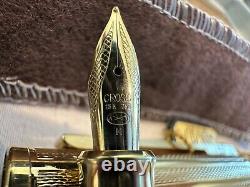 Vintage 22K Gold & Black Lacquer Cross Signature Fountain Pen