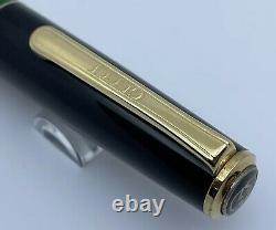 Vintage Gucci Black Gold Plated Fountain Pen