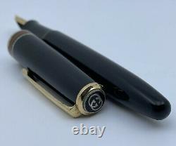 Vintage Gucci Black Gold Plated Fountain Pen