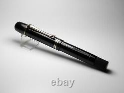 Vintage Jet Black Pelikan 100 Fountain Pen in Box-14K Gold Nib-Germany 1930s