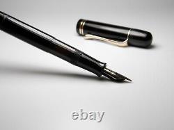 Vintage Jet Black Pelikan 100 Fountain Pen in Box-14K Gold Nib-Germany 1930s