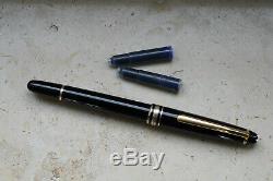 Vintage MONTBLANC 144 fountain pen Black Excellent 14K yellow gold EF nib