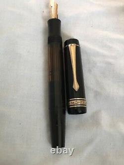 Vintage Montblanc 136 Fountain Pen, 14C Fine Nib-VG condition