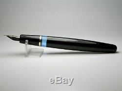 Vintage Montblanc 252 Fountain Pen-Jet Black Piston Filler-14K-Germany 1950s