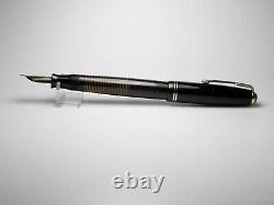 Vintage Parker Vacumatic Fountain Pen-Laminated Black-14K Gold Nib-USA 1946