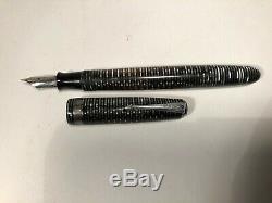 Vtg. Parker Vacumatic Silver & Black Blue Diamond Fountain Pen Pencil Set & Case