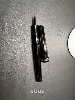 WAHL EVERSHARP DORIC GOLD SEALED FOUNTAIN PEN 1930s IN BLACK