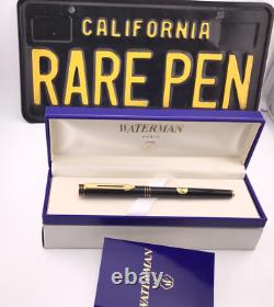 WATERMAN EXECUTIVE BLACK LACQUER Fountain Pen 18K Med nib NEW