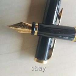 WATERMAN PREFACE FOUNTAIN PEN Black & Gold Nib Paris EF 18K-750