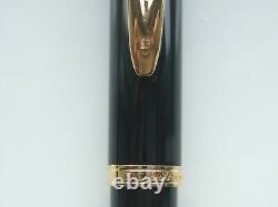 Waterman Gentleman Fountain Pen Black Lacquer & Gold 18K Gold Broad Pt In Box