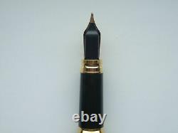 Waterman Gentleman Fountain Pen Black Lacquer & Gold 18K Gold Broad Pt In Box