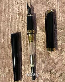 Waterman L'Etalon Fountain Pen Deep Black and Gold In Box With Manual EXC! Mint