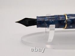 2022 LeBOEUF PILGRIM SERIES FOUNTAIN PEN en perle de cobalt marine (d'occasion) avec boîte