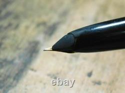 C'est Bien! Montblanc No22 Funtain Pen Vintage Allemagne D'or Black