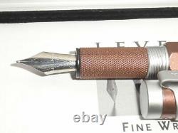 Levenger Fountain Pen Bronze Medium Pt & Convertisseur Dans La Boîte Comme Rotring 600
