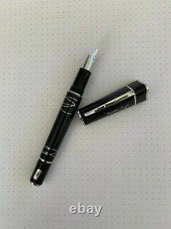 Montblanc 2012 Limited Edition Jonathan Swift Fountain Pen Fine Cursive Italic