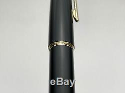 Montblanc 310 Vintage Black & Gold Fountain Pen Avec 14k Solid Gold Nib Mint