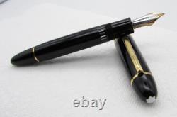 Montblanc n° 149 Diplomat Stylo plume noir en or 14k M
