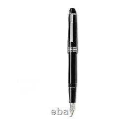 Nouveau stylo plume MONTBLANC MEISTERSTUCK 145 noir avec plume en platine M dans un étui en cuir.