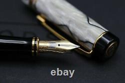 Parker Duofold International Pearl And Black Fontaine Pen 1992 Mk1