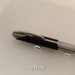 Stylo à plume en cuir noir Porsche Design P3150 avec clip en acier inoxydable