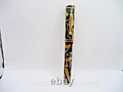 Stylo plume Jos. Lipic noir et perle à capuchon plat - plume moyenne l4k - en fonctionnement