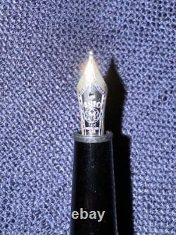 Stylo-plume MONTBLANC Meisterstuck / Plume en or 14K 585 4810 + Encre noire