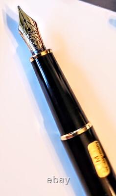 Stylo plume Montblanc Meisterstuck noir et or avec cartouches d'encre supplémentaires, taille M nib