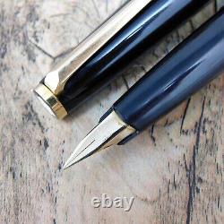 Stylo plume Montblanc vintage noir et or fabriqué en Allemagne A235