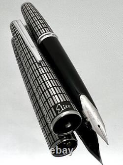 Stylo plume PILOT Elite Grille en acier noir Nib-F 18K-750 VINTAGE H1277 modèle 1977