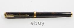 Stylo-plume Parker 75 Premier en laque noire avec paillettes dorées, plume fine en or 14 carats