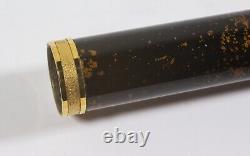 Stylo-plume Parker 75 Premier en laque noire avec paillettes dorées, plume fine en or 14 carats