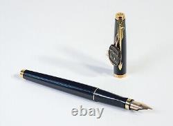 Stylo plume Parker 75 en laque noire classique des années 1960 en France Box