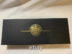 Stylo-plume Parker Duofold Noir & Platine Nib Medium en Or 18Kt Nouveau dans la Boîte