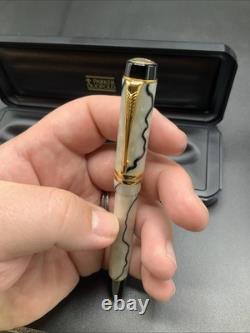 Stylo-plume Parker Duofold, Noir et Perle, Nib 18K Avec Boîte