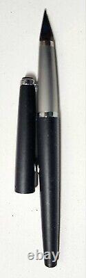 Stylo-plume Parker Falcon 50 noir TX 1978 avec clip