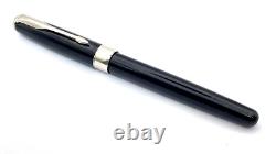 Stylo-plume Parker Sonnet Série En Boîte Rare Finition Chrome Noir 18k Nib Moyen