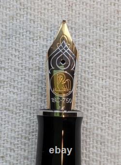 Stylo-plume Pelikan 18K Souveran Noir et Argent Modèle M805