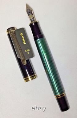Stylo plume Pelikan Souveran M600M vert et noir avec plume moyenne, neuf dans sa boîte.