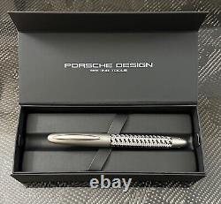 Stylo-plume Porsche Design Tec Flex en acier noir avec pointe en or 18 carats NIB 4046901978068 MNIB