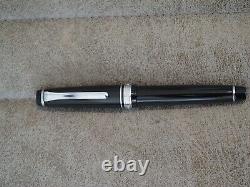 Stylo plume SAILOR Professional Gear Slim noir 14K Japon 1911