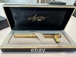 Stylo plume Signature Vintage en or 22 carats et laque noire croix