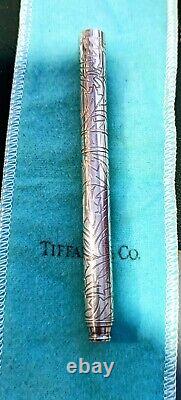 Stylo-plume Tiffany & Co. en argent sterling gravé à la feuille, RARE