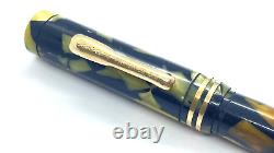 Stylo-plume Vintage Conklin Endura noir et nacre avec plume semi-flexible en or 14 carats de taille moyenne