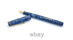 Stylo-plume Vintage De La Rue 1332 en bleu et noir avec plume moyenne en or 14k flexible