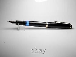 Stylo-plume Vintage Jet Black Montblanc 3-42 - Plume EF en or 14K - Allemagne années 1950