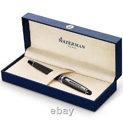 Stylo-plume Waterman Expert, noir mat avec finitions chromées, pointe fine avec encre bleue.