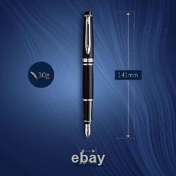 Stylo-plume Waterman Expert, noir mat avec finitions chromées, pointe fine avec encre bleue.