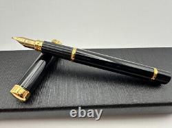 Stylo plume Waterman Lady Charlotte en laque noire avec plume en or 18 carats de taille M